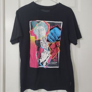 2/$25 Soul Star England Statue Short Sleeve TShirt M EUC